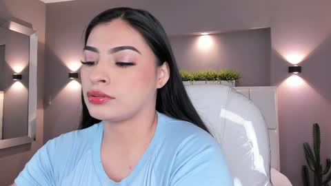 Snapshot of samanthaa_22_ chatting on 01.11.25 Samanthaa online show from 01.11.25