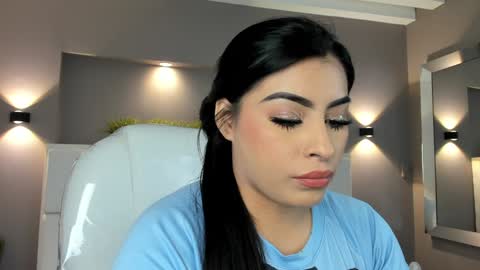 Snapshot of samanthaa_22_ chatting on 01.21.25 Samanthaa online show from 01.21.25