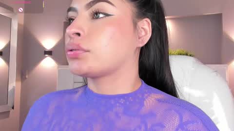 Snapshot of samanthaa_22_ chatting on 02.21.25 Samanthaa online show from 02.21.25