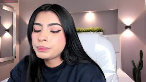 Snapshot of samanthaa_22_ chatting on 02.27.25 Samanthaa online show from 02.27.25