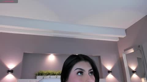 Snapshot of samanthaa_22_ chatting on 03.08.25 Samanthaa online show from 03.08.25