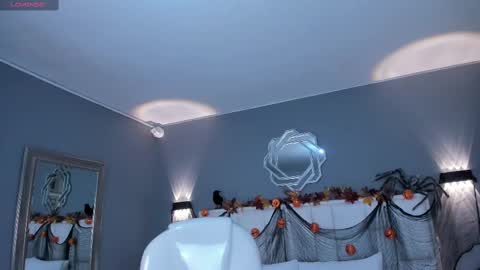 Snapshot of samanthaa_22_ chatting on 10.17.25 Samanthaa online show from 10.17.25