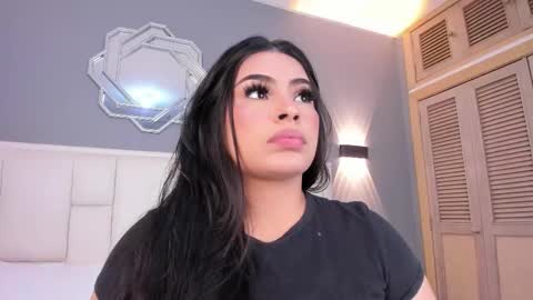 Snapshot of samanthaa_22_ chatting on 11.06.25 Samanthaa online show from 11.06.25