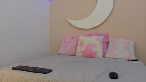 Snapshot of samanthalaurent chatting on 06.16.26 samanthalaurent online show from 06.16.26
