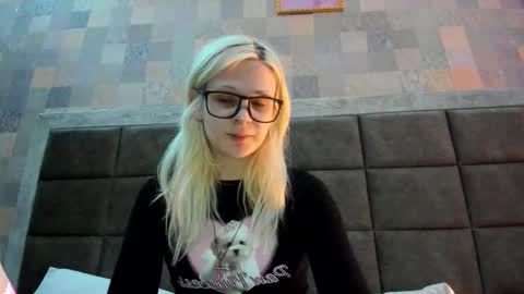 Snapshot of samanthamiasnik1 chatting on 09.26.25 Samantha online show from 09.26.25