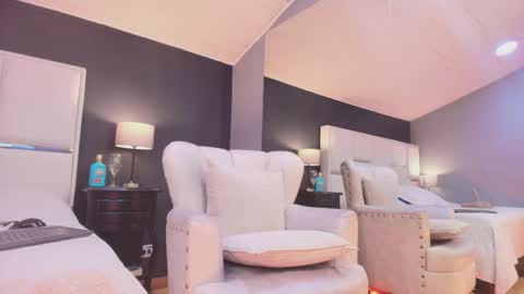 Samanta online show from 11.19.25