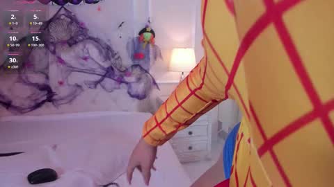 Snapshot of samanthapierce chatting on 10.27.25 Samantha online show from 10.27.25