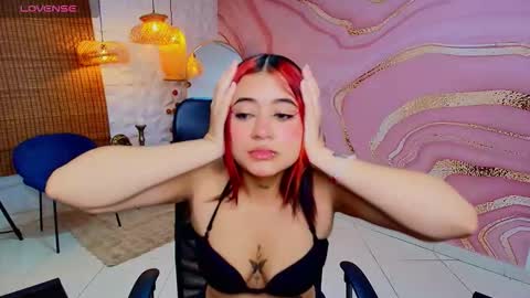 Snapshot of samantharoseee_ chatting on 11.02.25 Samantharoseee online show from 11.02.25