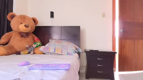 Snapshot of samantta98 chatting on 02.14.25 SAMMY online show from 02.14.25