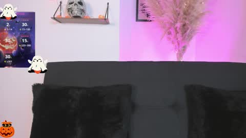 Snapshot of samarahanss chatting on 11.01.25 samara online show from 11.01.25