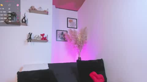Snapshot of samarahanss chatting on 07.17.26 samara online show from 07.17.26