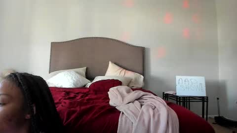 Yaya online show from 09.25.25