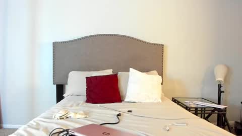 Yaya online show from 10.05.25