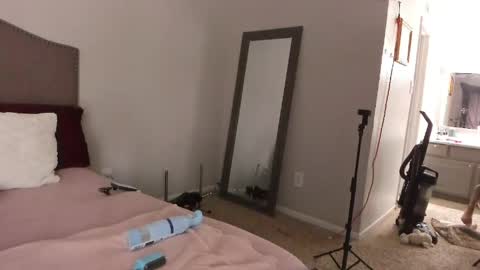 Yaya online show from 04.05.26