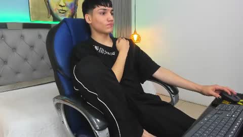 Snapshot of samblack_ chatting on 07.05.26 Sam online show from 07.05.26