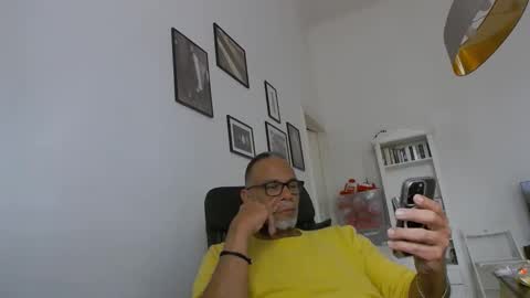 Snapshot of samcool67 chatting on 05.14.26 Sam online show from 05.14.26