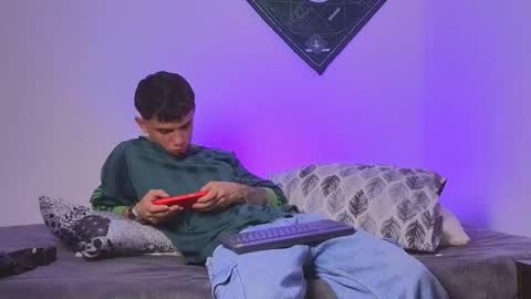 samevansx online show from 10.02.25