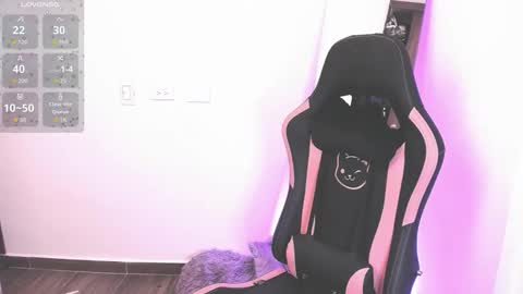 samiacooper25 online show from 09.10.25