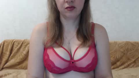 Snapshot of samiliya chatting on 10.12.25 samiliya online show from 10.12.25