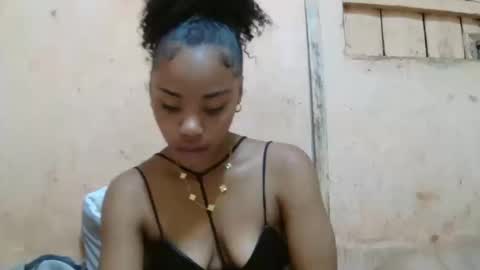 samina2255 online show from 10.20.25