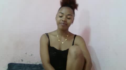 samina2255 online show from 10.25.25