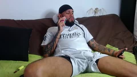 Snapshot of samir_music_ chatting on 02.25.26 samir_music_ online show from 02.25.26