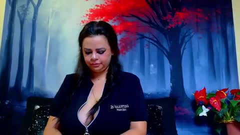 Snapshot of samiraevans chatting on 11.06.25 online show from 11.06.25