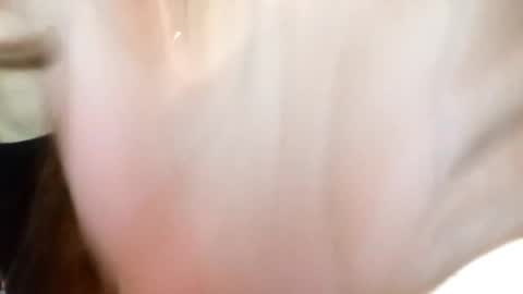 Snapshot of samiravilmont chatting on 10.19.25 Mira online show from 10.19.25