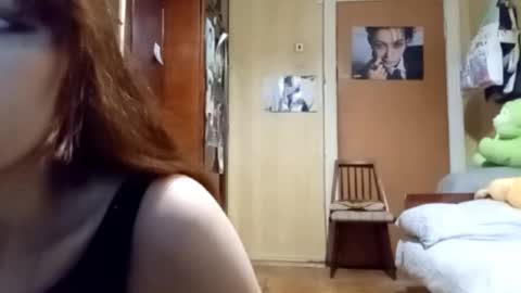 Snapshot of samiravilmont chatting on 10.23.25 Mira online show from 10.23.25