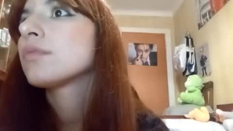 Snapshot of samiravilmont chatting on 11.04.25 Mira online show from 11.04.25