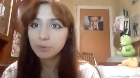 Snapshot of samiravilmont chatting on 11.05.25 Mira online show from 11.05.25