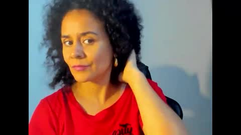 Snapshot of samm_hoti chatting on 11.16.25 sam online show from 11.16.25