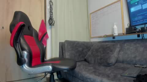 Snapshot of sammy_and_mike_ls chatting on 12.28.24 Sophie y Mark online show from 12.28.24