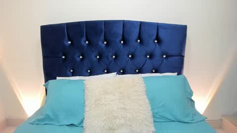 Snapshot of sammy_bunny1 chatting on 09.17.25 Samantha online show from 09.17.25