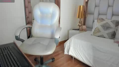 Sammy online show from 10.17.25