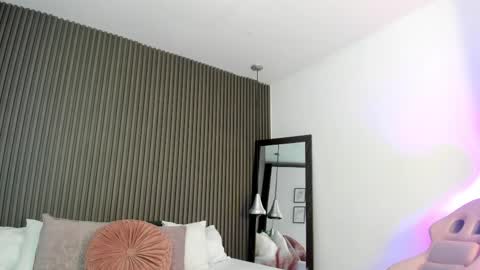 Snapshot of sammybrunette1 chatting on 09.28.25 Axel online show from 09.28.25