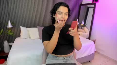 Axel online show from 02.20.26