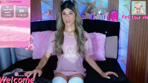 Snapshot of sammylittle_ chatting on 10.05.25 sammylittle_ online show from 10.05.25