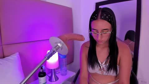 Sammy Morales online show from 02.26.25