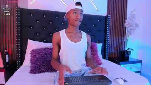 sammyyadams_ online show from 09.20.25