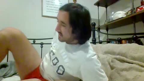 Snapshot of samplenini chatting on 10.05.25 crazy runt online show from 10.05.25