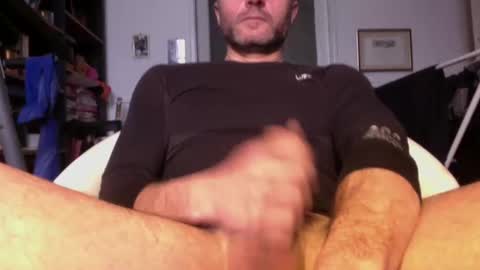 Snapshot of samuel802984 chatting on 02.19.25 Samuel online show from 02.19.25