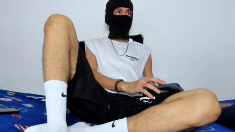   online show from 11.15.25