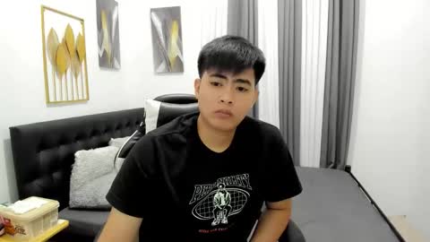 Snapshot of samuelangelo chatting on 05.01.26 Sam online show from 05.01.26