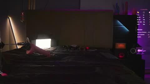 Snapshot of samuelboytattoo chatting on 11.29.25 samuel online show from 11.29.25