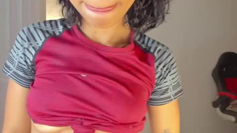 Hello I am absent due to a family calamity I will return soon-hola estoy ausente por un problema familiar volvere pronto. online show from 02.24.25