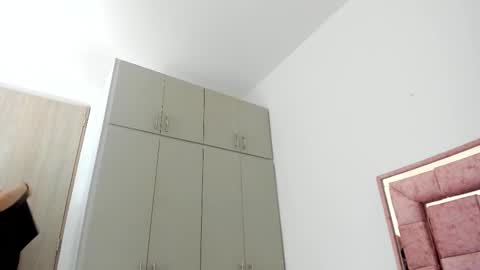 Snapshot of samy_nix chatting on 02.28.25 SAMY online show from 02.28.25