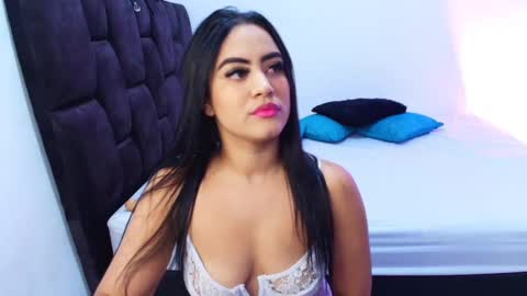 Snapshot of samyrosss6 chatting on 02.10.25 Samy online show from 02.10.25