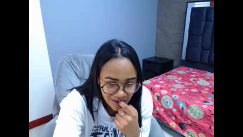 Snapshot of sanabeltits202cl chatting on 11.02.25 Sanabeltits202cl online show from 11.02.25