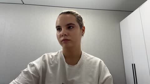Snapshot of sandeehelmcamp chatting on 07.19.26 Anna online show from 07.19.26